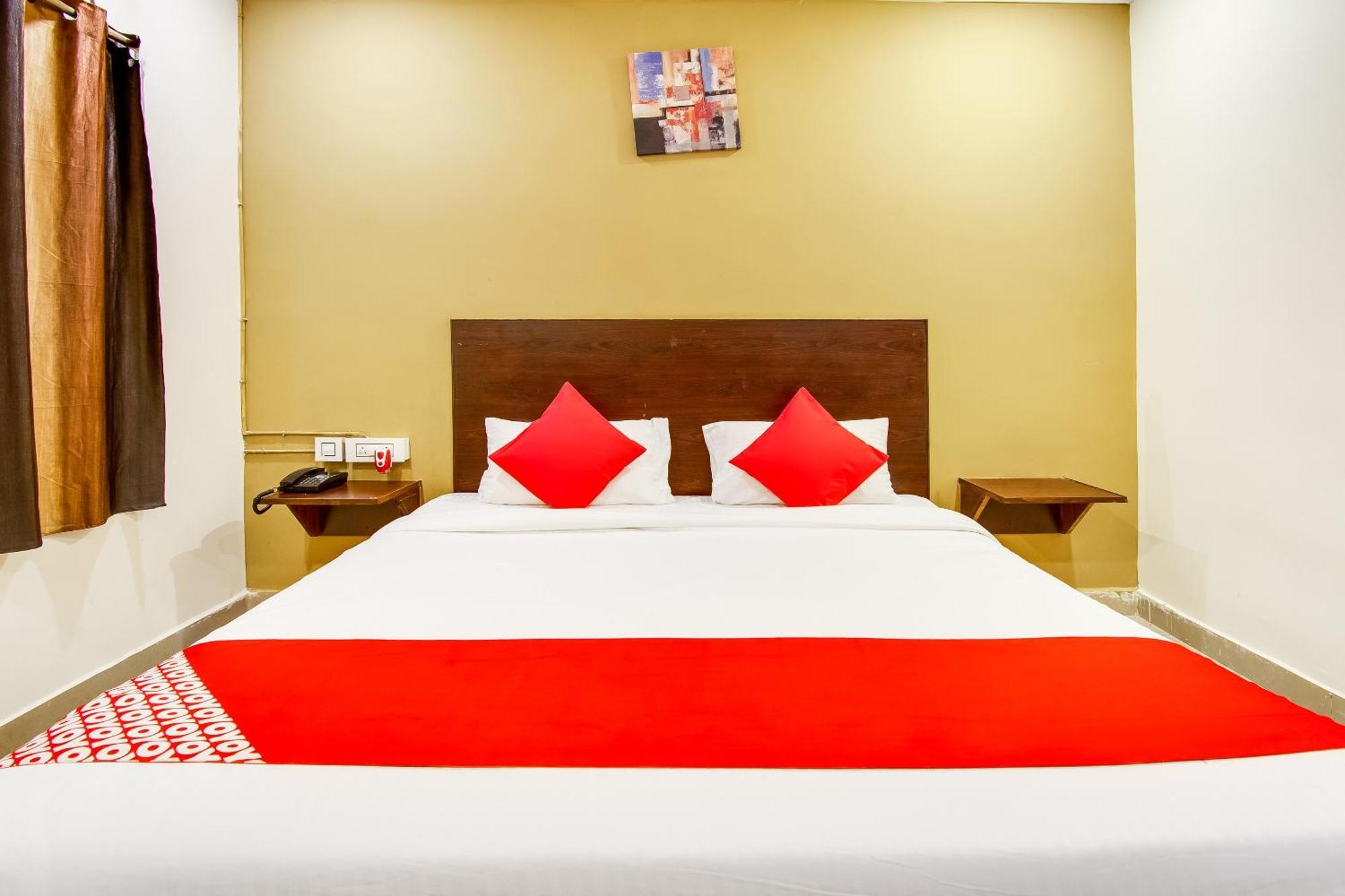 Oyo Akshaya Nest Hotel Vijayawāda Buitenkant foto